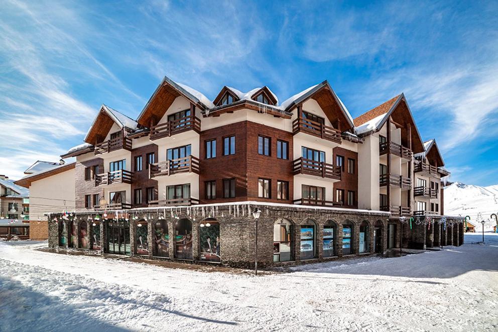New Gudauri Suites By Gudauri Travel ภายนอก รูปภาพ