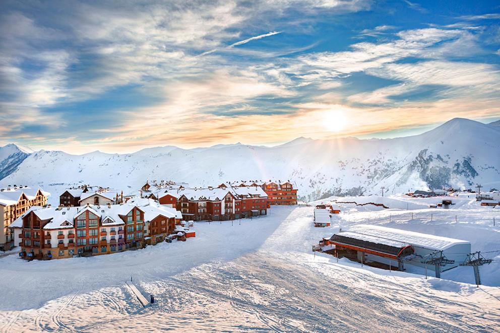 New Gudauri Suites By Gudauri Travel ภายนอก รูปภาพ